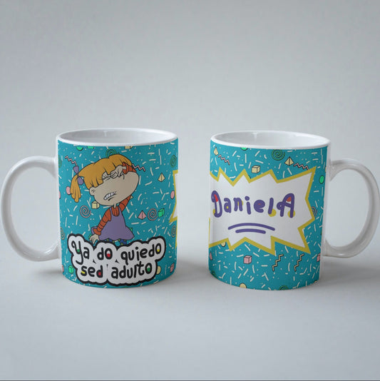 Taza YA NO QUIERO SER ADULTO ANGELICA